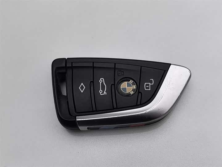 Фото 19 - BMW 3 Series