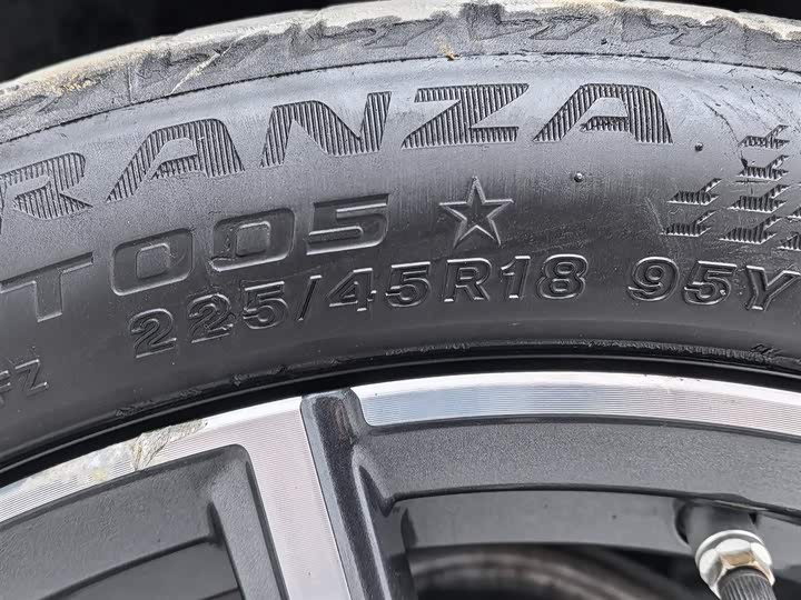 Фото 24 - BMW 3 Series