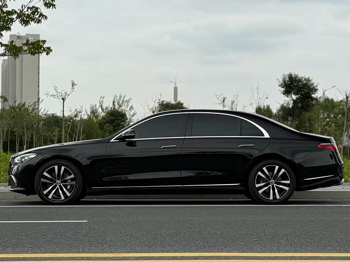 Фото 4 - Mercedes-Benz S-Class