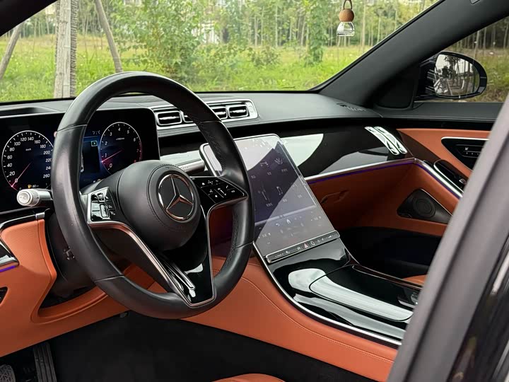 Фото 7 - Mercedes-Benz S-Class