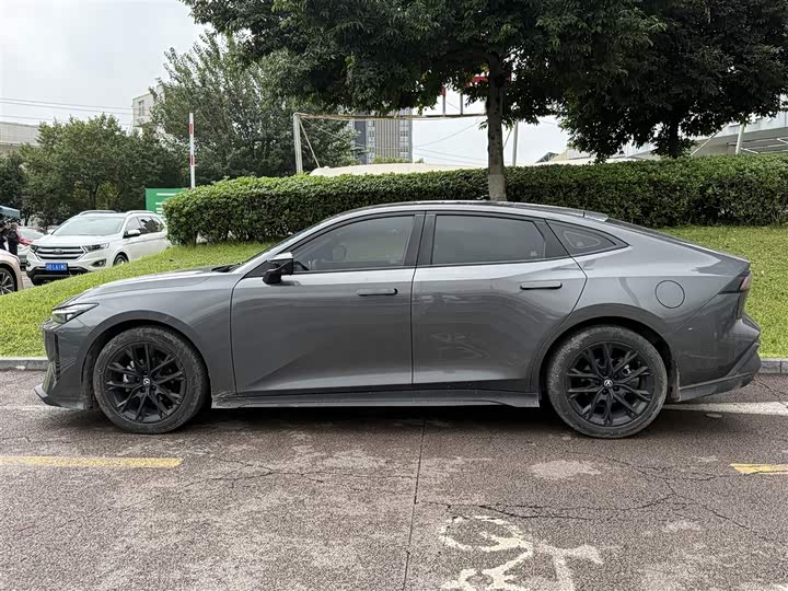 Фото 3 - Changan UNI-V