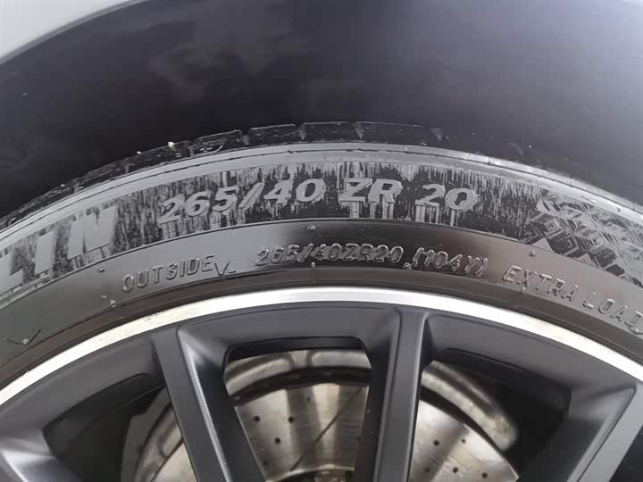 Фото 24 - Mercedes-Benz AMG GT