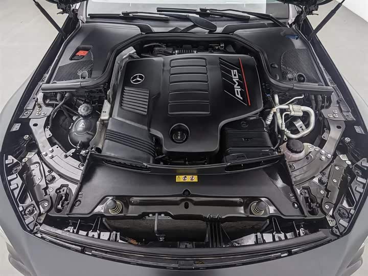 Фото 6 - Mercedes-Benz AMG GT