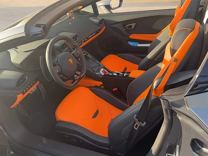 Фото 4 - Lamborghini Huracán