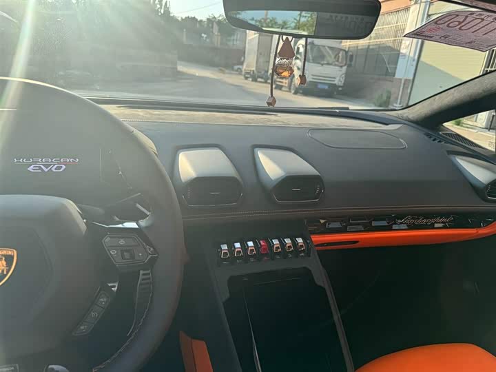 Фото 5 - Lamborghini Huracán