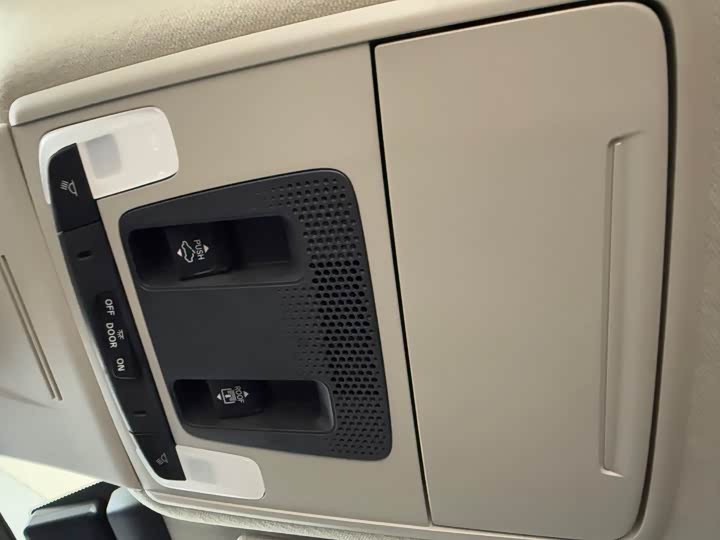 Фото 14 - Honda Civic