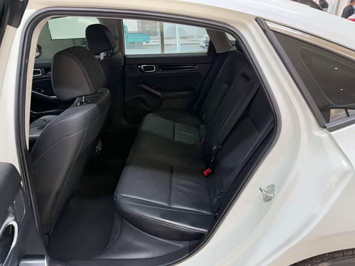 Фото 18 - Honda Civic