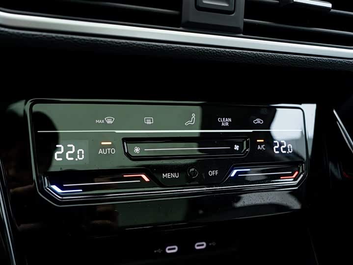 Фото 25 - Volkswagen Tayron