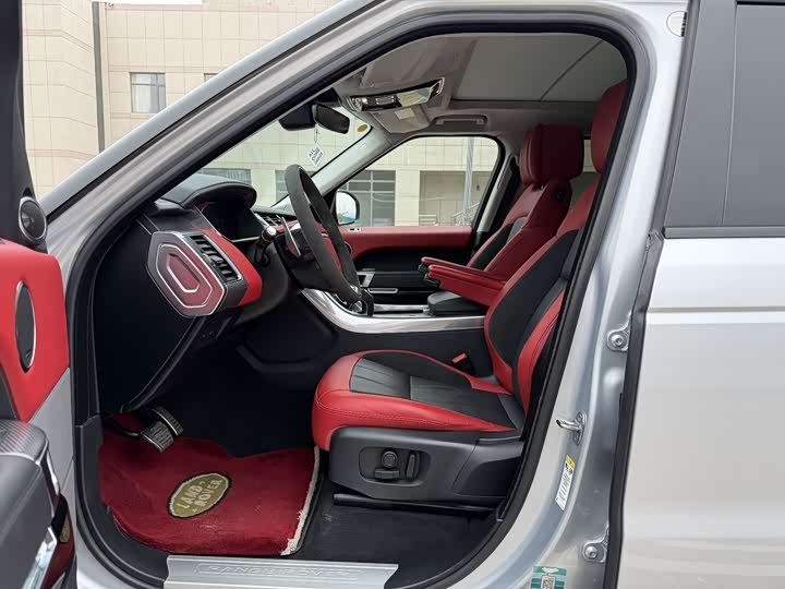 Фото 13 - Land Rover Range Rover Sport