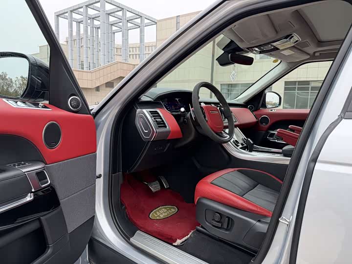 Фото 14 - Land Rover Range Rover Sport