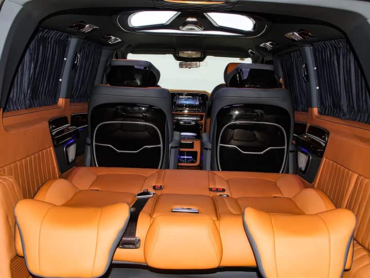 Фото 23 - Mercedes-Benz Vito