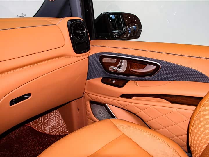 Фото 25 - Mercedes-Benz Vito