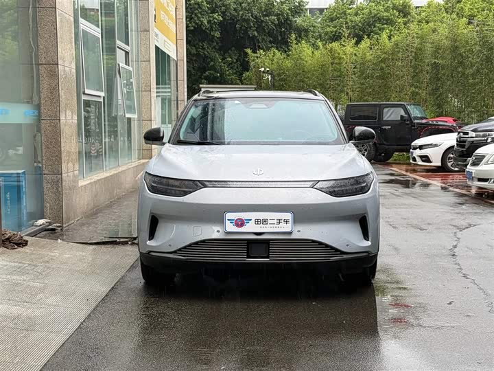 Фото 2 - Leapmotor C11