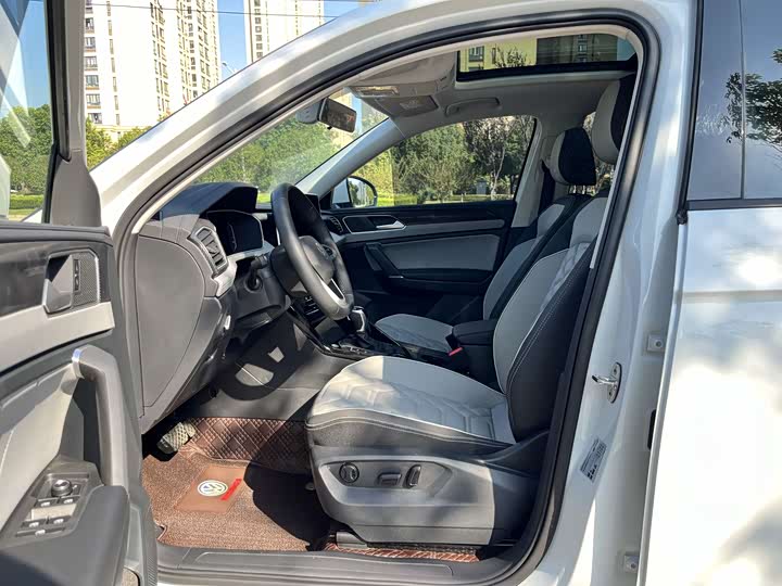 Фото 10 - Volkswagen Tayron