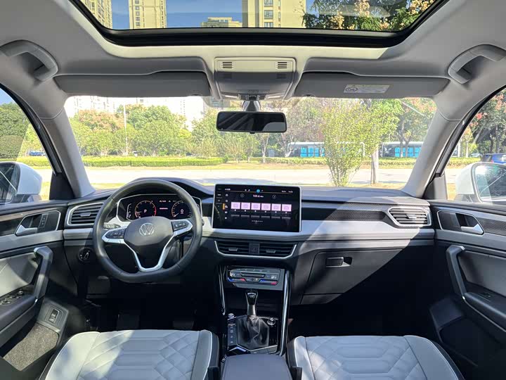 Фото 13 - Volkswagen Tayron