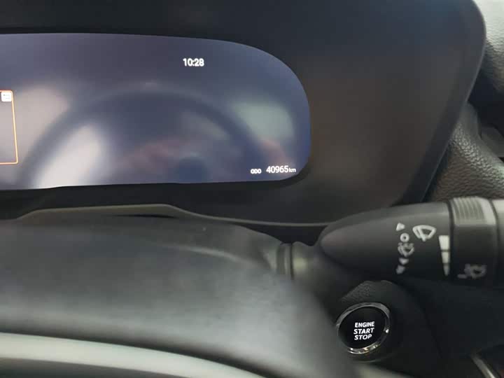 Фото 16 - Toyota RAV4