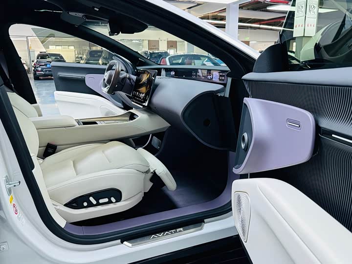 Фото 8 - Avatr 12