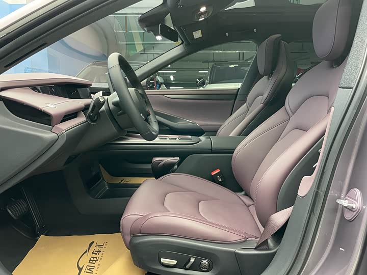 Фото 11 - Xiaomi SU7