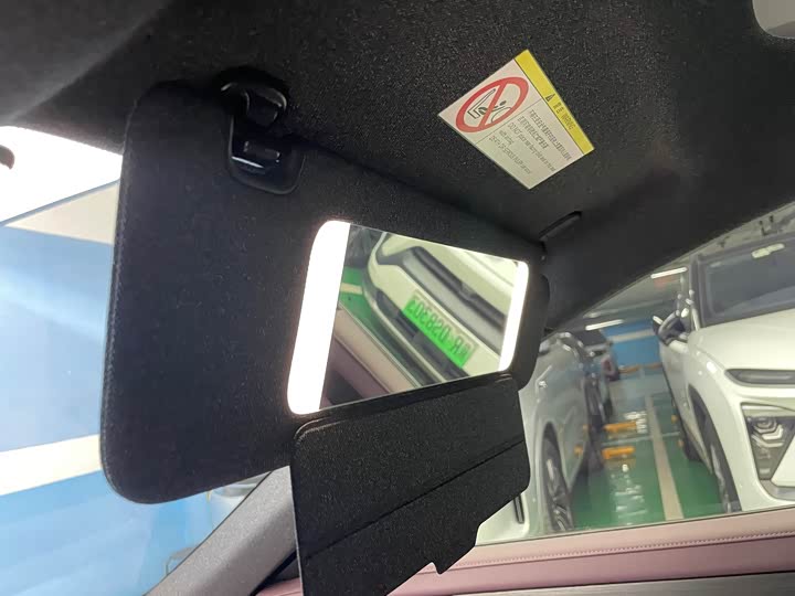 Фото 16 - Xiaomi SU7