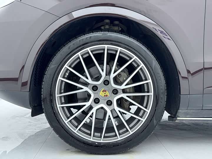 Фото 18 - Porsche Cayenne