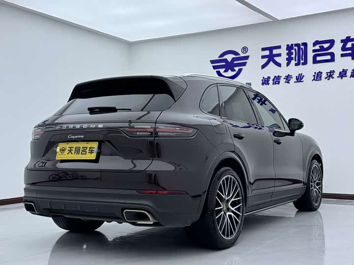 Фото 25 - Porsche Cayenne