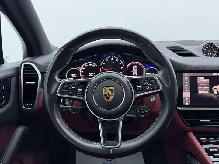 Фото 6 - Porsche Cayenne