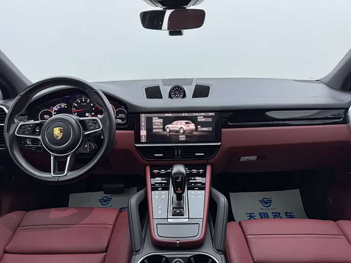 Фото 9 - Porsche Cayenne