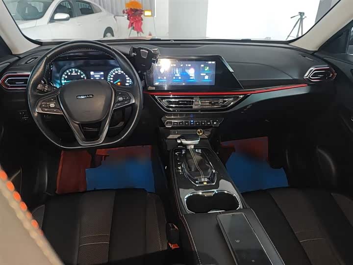 Фото 10 - Changan Oshan X5