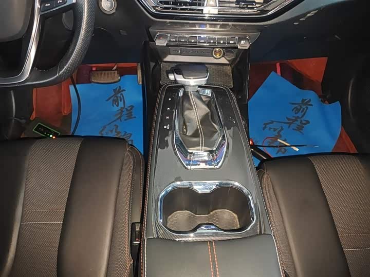 Фото 14 - Changan Oshan X5