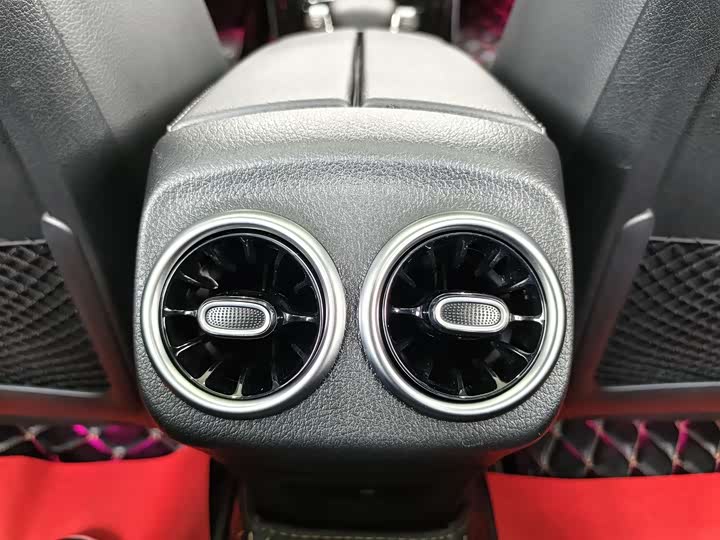 Фото 17 - Mercedes-Benz A-Class