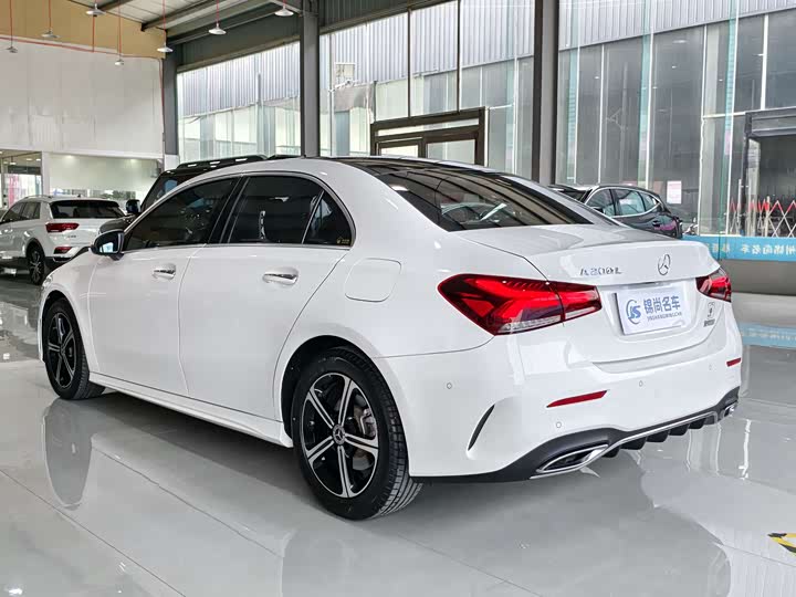 Фото 22 - Mercedes-Benz A-Class