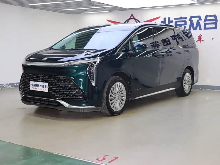 Фото 1 - Buick GL8 Century