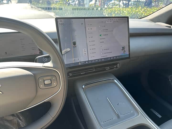 Фото 19 - XPeng F57