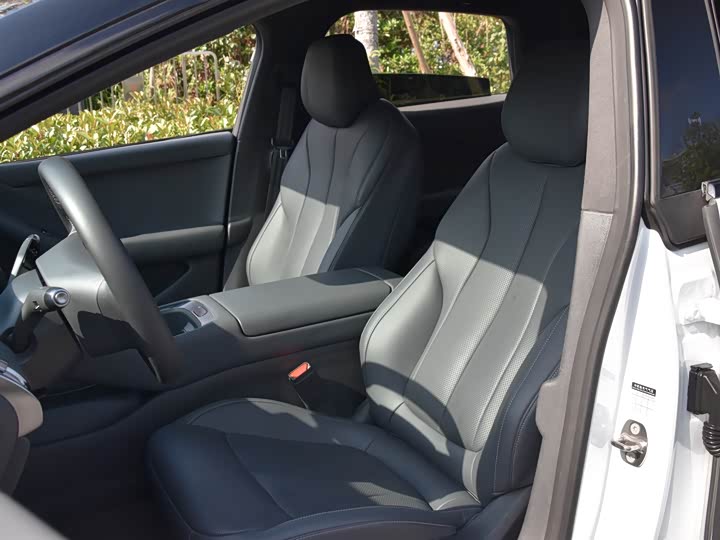 Фото 9 - XPeng F57