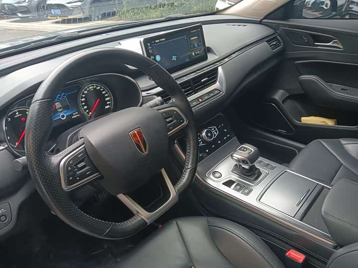 Фото 5 - Hongqi H5