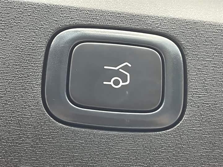 Фото 13 - Nio ET5T