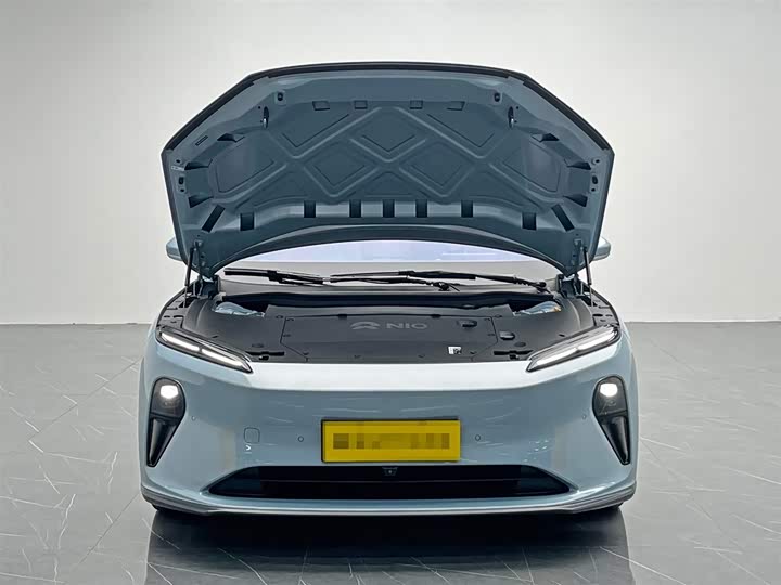 Фото 9 - Nio ET5T