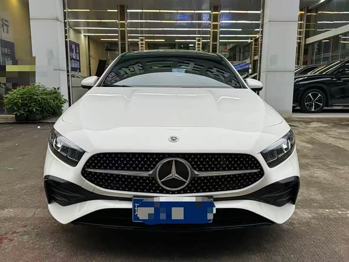 Фото 2 - Mercedes-Benz A-Class