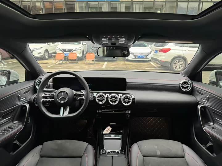 Фото 6 - Mercedes-Benz A-Class