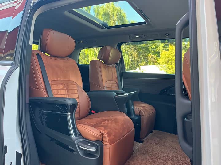 Фото 8 - GAC Trumpchi M8