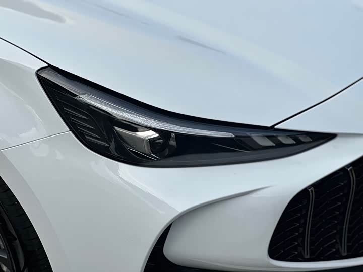 Фото 20 - MG Motor 5