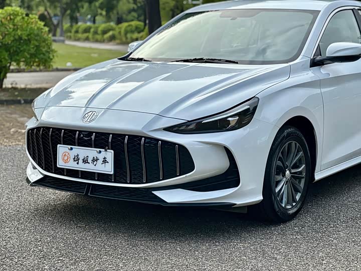 Фото 21 - MG Motor 5