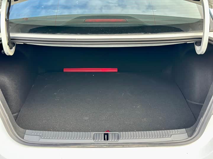 Фото 23 - MG Motor 5