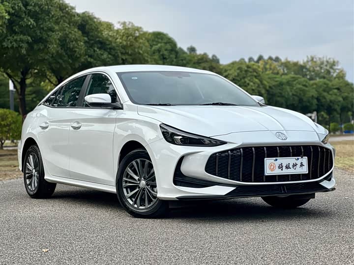 Фото 3 - MG Motor 5