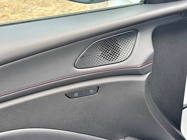 Фото 6 - MG Motor 5