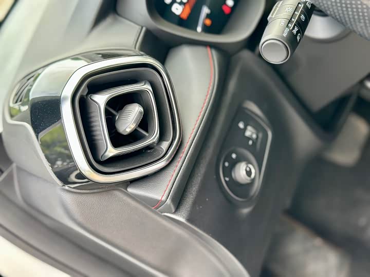 Фото 7 - MG Motor 5