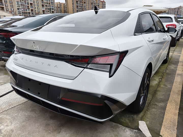 Фото 9 - Hyundai Elantra N line