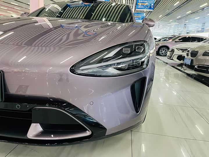 Фото 12 - Xiaomi SU7