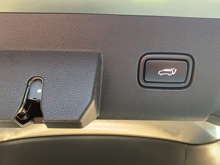 Фото 7 - Kia Sportage