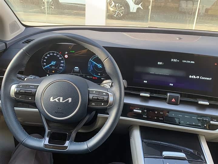 Фото 8 - Kia Sportage